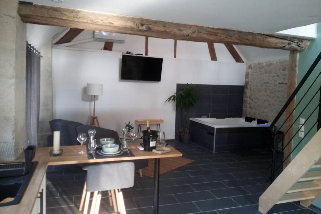 Maison Privative, Cocooning, Zen , Avec Jacuzzi Mont-Notre-Dame Exteriér fotografie